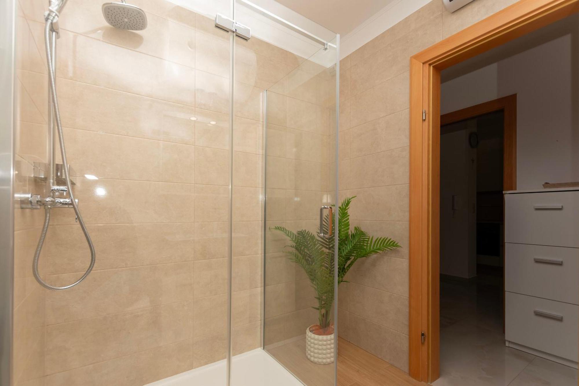 Apartment Ivanka Omis Bagian luar foto