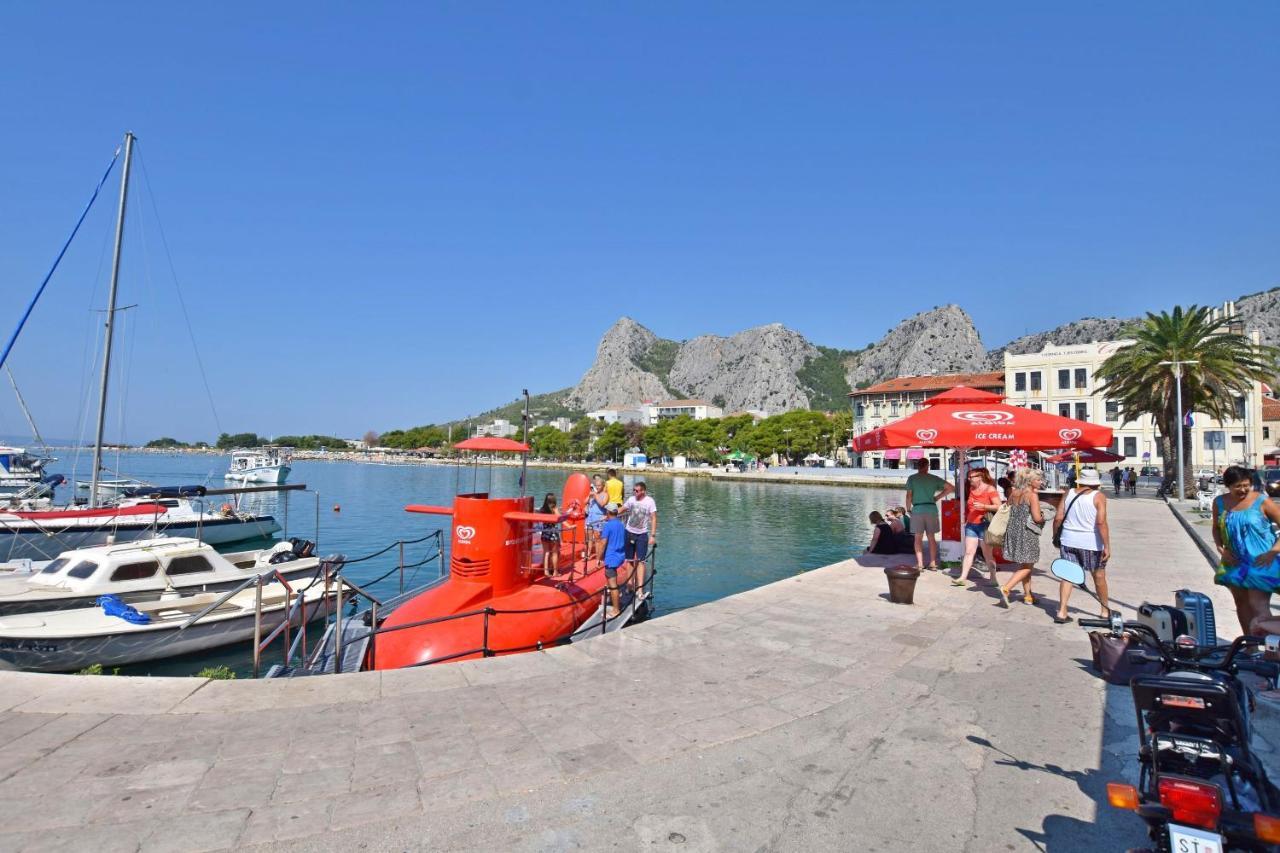 Apartment Ivanka Omis Bagian luar foto